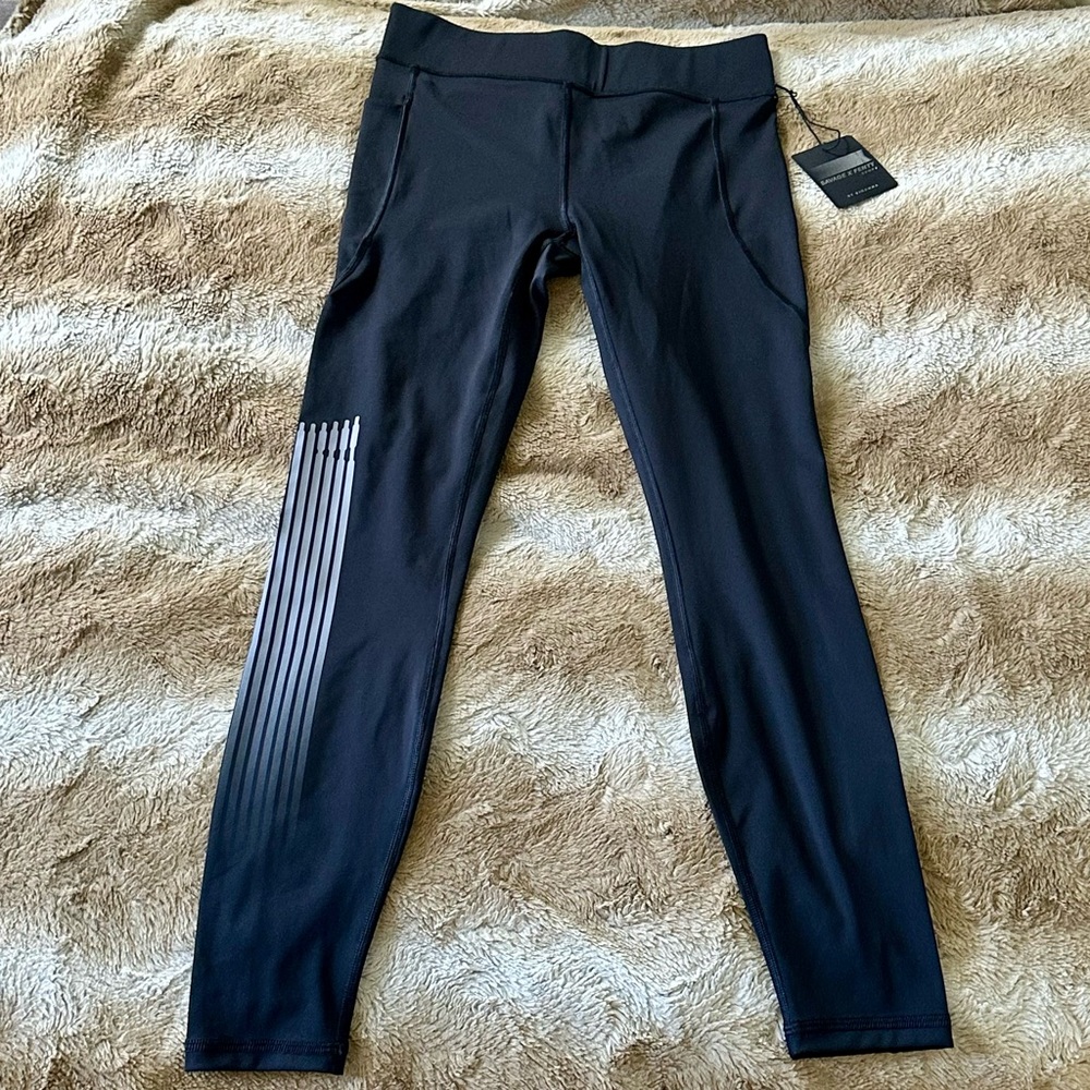 NWT Savage X Fenty Sport Bandit HighWaist Black Size Large Leggings NEW SOLD OUT
